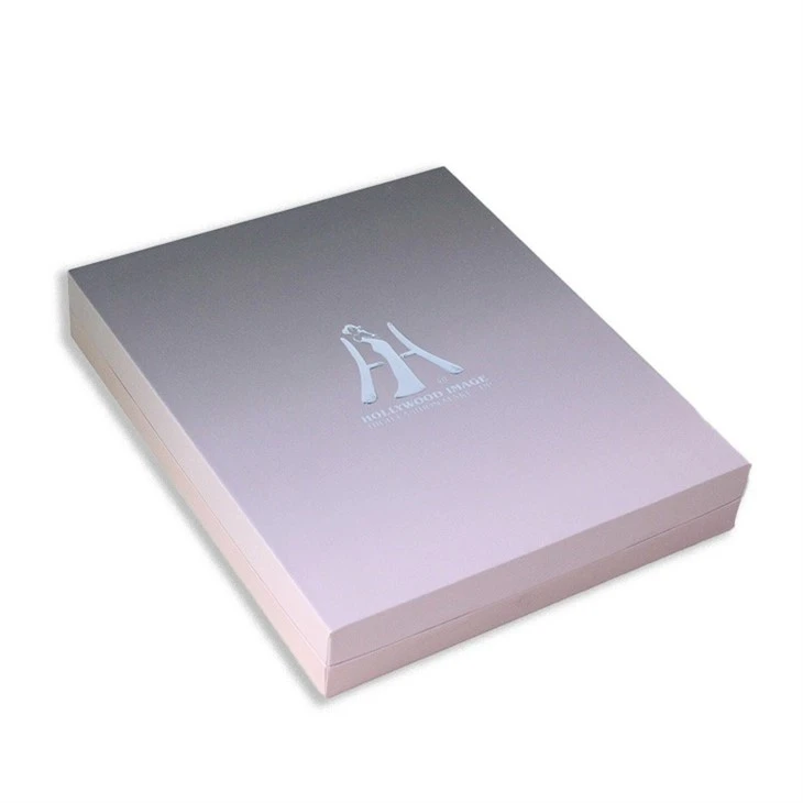 gift box with magnetic closing lid (9)